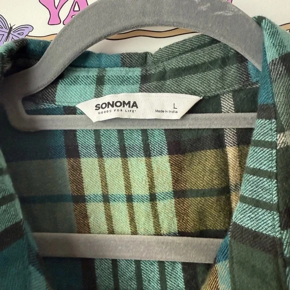 SO Flannel Plaid Button-Up Shirt in Blue and Green - Picture 2 of 5